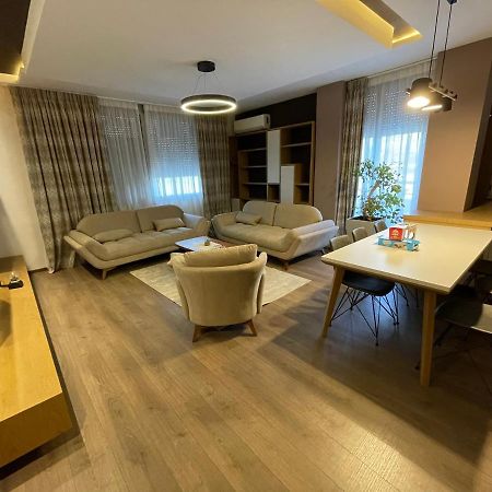 Mak Apartments Tirana Bagian luar foto